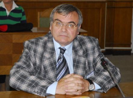 Psihiatrul Gavril Cornuţiu, pensionat fără voie de Universitate